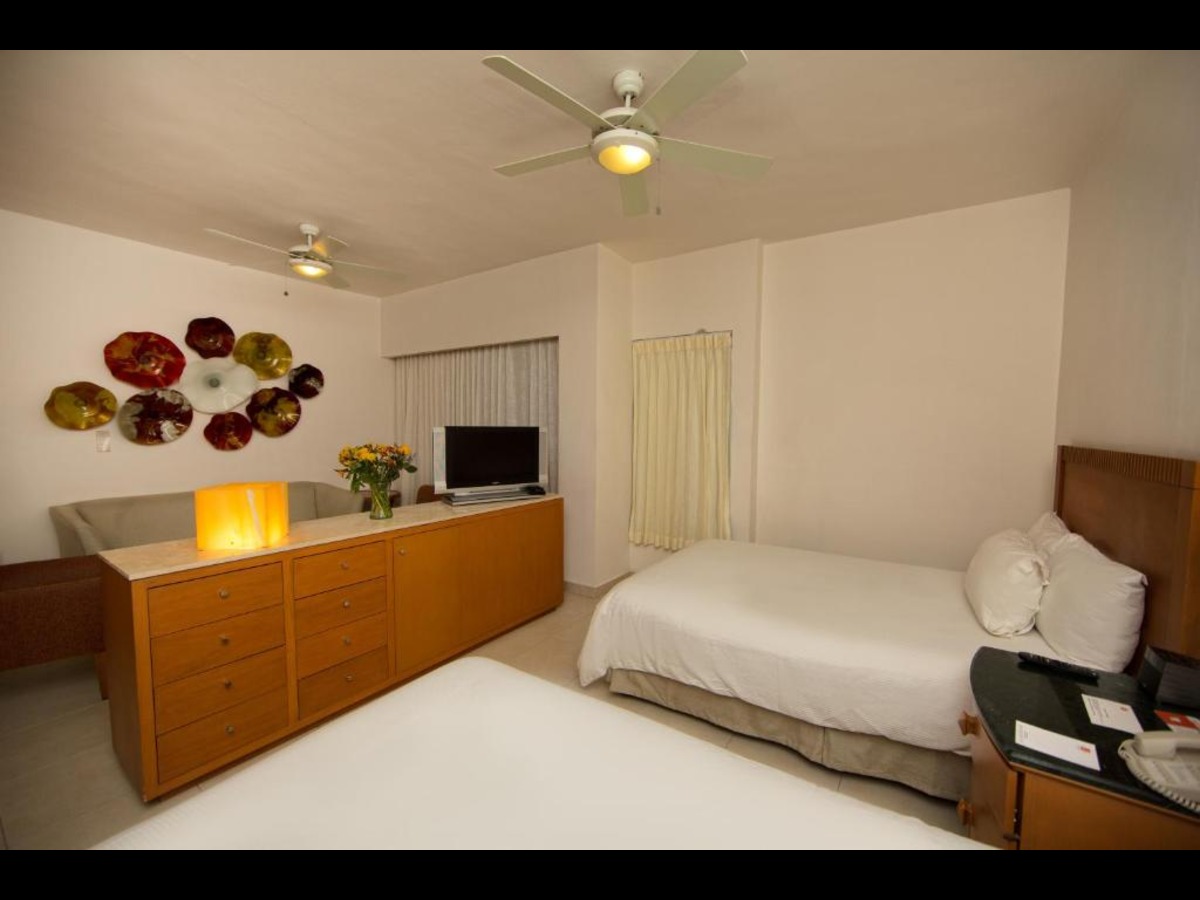 Ambiance Suites Cancun